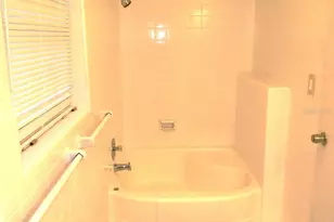 944 Kensington Dr, Orlando, FL 32808 - Photo 19