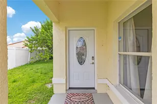 2346 Cordova Ct, Kissimmee, FL 34743 - Photo 3