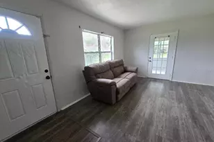 5762 Dogwood Dr, Orlando, FL 32807 - Photo 9