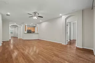 15536 Gannetglade Ln, Lithia, FL 33547 - Photo 5