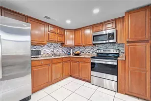 9824 Surrey Ridge Rd, Orlando, FL 32825 - Photo 9