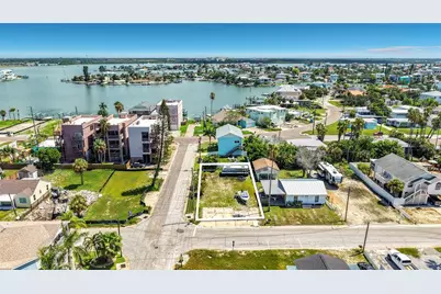 14065 Palm St, Madeira Beach, FL 33708 - Photo 39