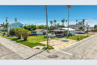 14065 Palm St, Madeira Beach, FL 33708 - Photo 13