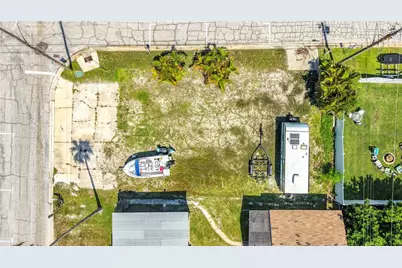 14065 Palm St, Madeira Beach, FL 33708 - Photo 19