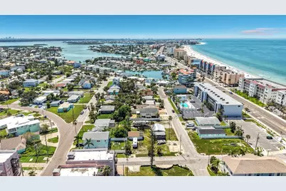 14065 Palm St, Madeira Beach, FL 33708 - Photo 29