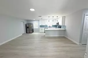 445 NW 10th Ave, Webster, FL 33597 - Photo 3