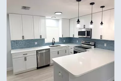 445 NW 10th Avenue, Webster, FL 33597 - Photo 5