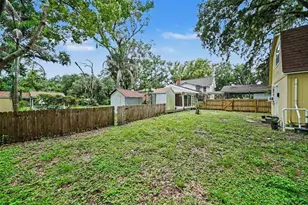 1509 W Windhorst Rd, Brandon, FL 33510 - Photo 27