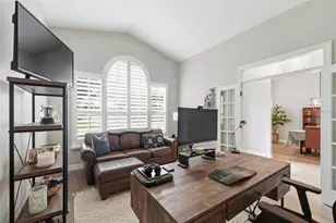 731 Divine Cir, Orlando, FL 32828 - Photo 7