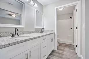 8833 Hampshire Dr, Sebring, FL 33876 - Photo 15