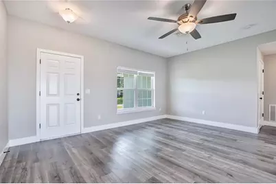 8833 Hampshire Drive, Sebring, FL 33876 - Photo 7