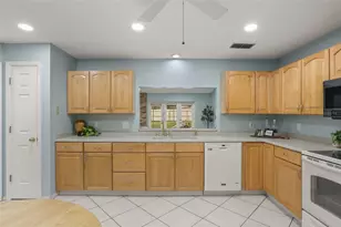 3135 Autumnwood Trail, Apopka, FL 32703 - Photo 13