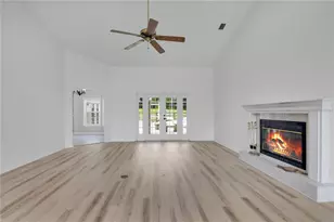 22841 Stallion Dr, Sorrento, FL 32776 - Photo 5