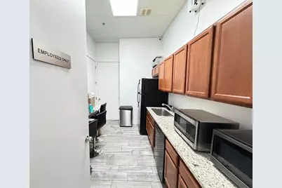 7901 Kingspointe Parkway #16 and 17, Orlando, FL 32819 - Photo 13