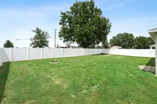 1869 Sunset Ridge Dr, Mascotte, FL 34753 - Photo 27