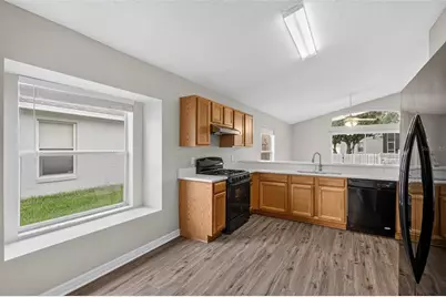 1157 Ballyshannon Parkway, Orlando, FL 32828 - Photo 11