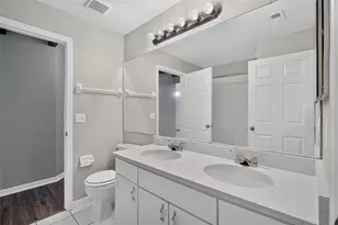 1157 Ballyshannon Pkwy, Orlando, FL 32828 - Photo 15