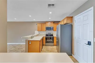 942 Coquina Rock Street, Orlando, FL 32828 - Photo 15