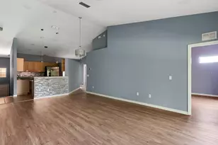 5336 Edgewater Way, Oxford, FL 34484 - Photo 11