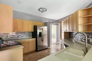 5336 Edgewater Way, Oxford, FL 34484 - Photo 3