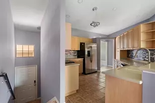 5336 Edgewater Way, Oxford, FL 34484 - Photo 5