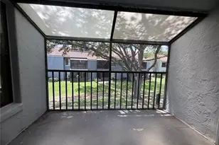 4714 Sutton Terrace, Orlando, FL 32811 - Photo 9