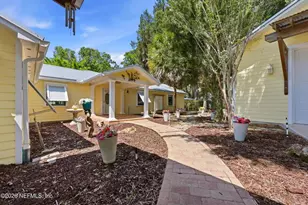 7932 Breezy Point Rd W, Melrose, FL 32666 - Photo 75