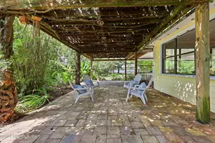 7932 Breezy Point Rd W, Melrose, FL 32666 - Photo 53