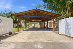 7932 Breezy Point Rd W, Melrose, FL 32666 - Photo 69