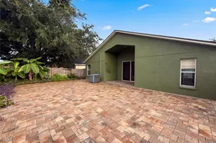 6941 Crown Lake Dr, Gibsonton, FL 33534 - Photo 21