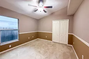 6941 Crown Lake Dr, Gibsonton, FL 33534 - Photo 13