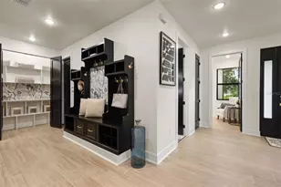 1910 Cloverlawn Ave, Orlando, FL 32806 - Photo 23