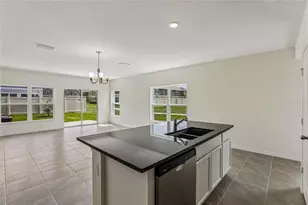 679 Meadows Edge Pl, Lake Wales, FL 33859 - Photo 5