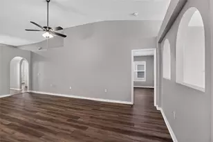 1080 Amanda Kay Cir, Sanford, FL 32771 - Photo 9
