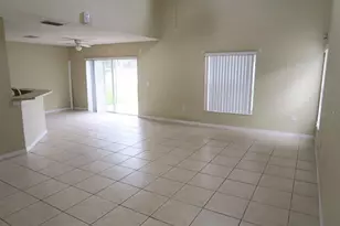 105 Owenshire Cir, Kissimmee, FL 34744 - Photo 5