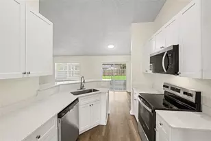 287 Delake Rd NW, Palm Bay, FL 32907 - Photo 5