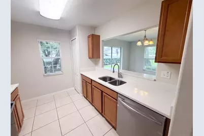 37557 Daliha Terrace, Zephyrhills, FL 33542 - Photo 9