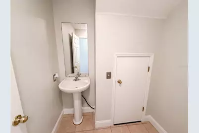 112 Coquina Bay Drive, Saint Petersburg, FL 33705 - Photo 21