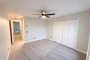 112 Coquina Bay Drive, Saint Petersburg, FL 33705 - Photo 19