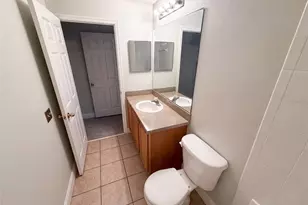 112 Coquina Bay Drive, Saint Petersburg, FL 33705 - Photo 29