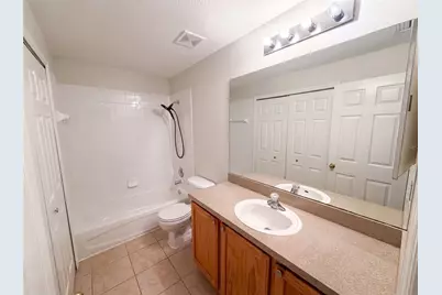 112 Coquina Bay Drive, Saint Petersburg, FL 33705 - Photo 25
