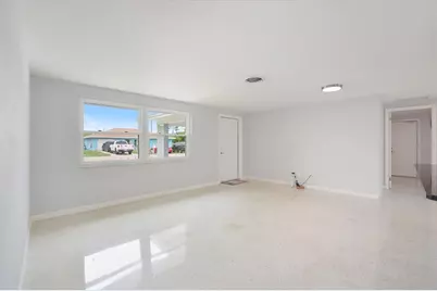 3485 Roslyn Road, Venice, FL 34293 - Photo 9