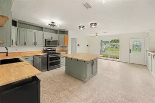 766 41st Ave NE, Saint Petersburg, FL 33703 - Photo 11
