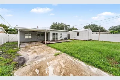 766 41st Avenue NE, Saint Petersburg, FL 33703 - Photo 3