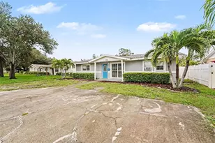 766 41st Ave NE, Saint Petersburg, FL 33703 - Photo 1
