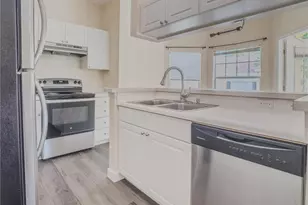 2226 Arbor Lakes Cir, Sanford, FL 32771 - Photo 11