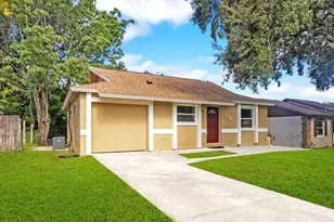 156 Lake Dr, Orlando, FL 32835 - Photo 1