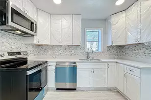 1600 Roosevelt Ave, Orlando, FL 32804 - Photo 17