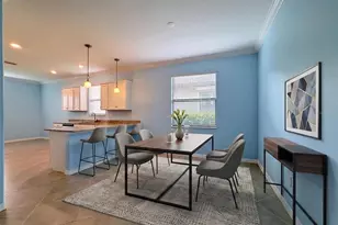 10185 Colubrina Dr, Venice, FL 34293 - Photo 5