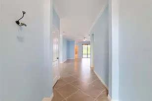 10185 Colubrina Dr, Venice, FL 34293 - Photo 3